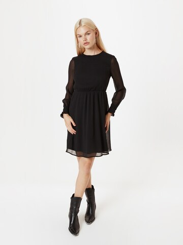 Robe 'SMILLA' VERO MODA en noir : devant