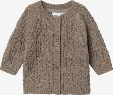 NAME IT Gebreid vest in Bruin: voorkant