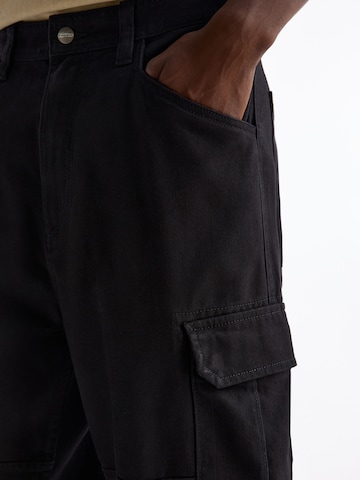 Pull&Bear Široký strih Kapsáče - Čierna