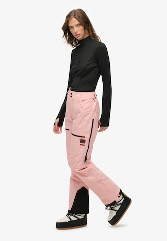 Regular Pantalon de sport Superdry en rose
