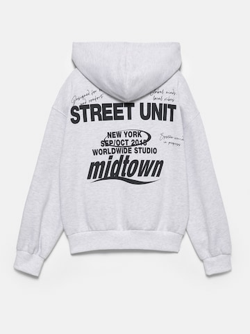 Pull&Bear Sweatshirt in Grau