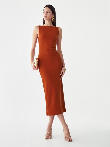 BWLDR Cocktailjurk 'SHIAN' in Bruin