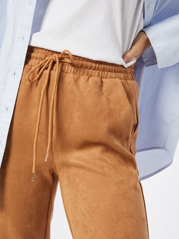 Rich & Royal Tapered Hose in Braun