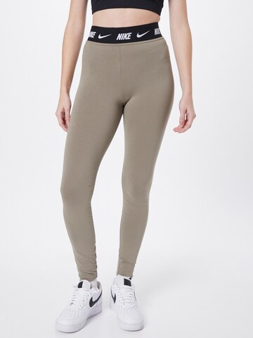 Nike Sportswear Skinny Legíny 'Club' – zelená: přední strana