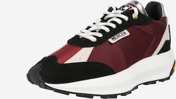Mercer Amsterdam Sneakers in Red: front