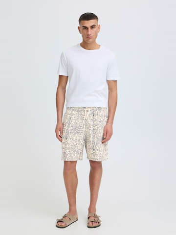 !Solid Regular Chino ' SDLiam ' in Beige: voorkant