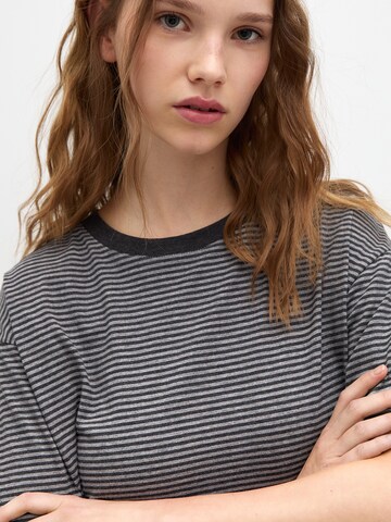 T-shirt Pull&Bear en gris