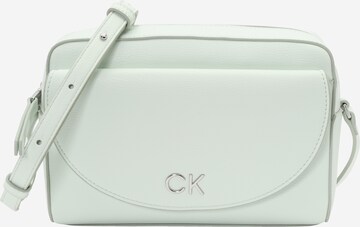 Calvin Klein - Mala de ombro em verde: frente