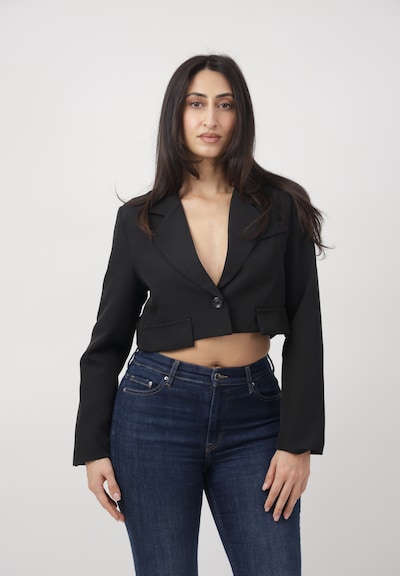 Elara Blazer en 40 en noir, Vue avec produit