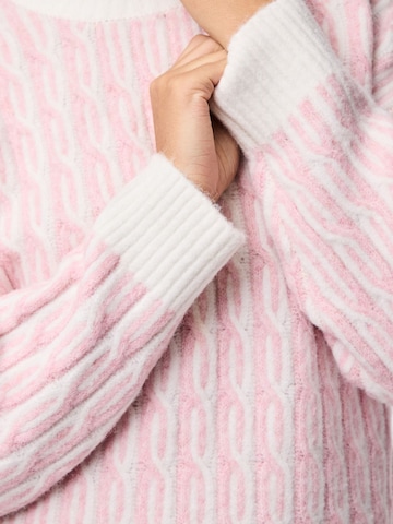 PIECES - Jersey 'PCRIGMOR' en blanco