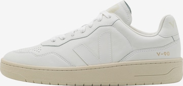 VejaNiske tenisice 'V-90' - bijela boja: prednji dio