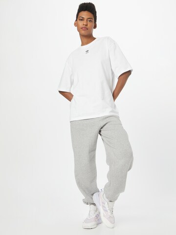 ADIDAS ORIGINALS Tapered Trousers 'Essentials Fleece' in Grey