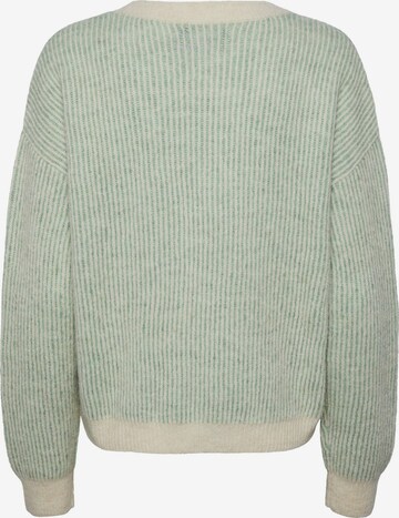 PIECES Пуловер 'Karmen' в зелено