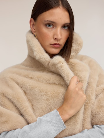 Cappotto invernale di MOTIVI in beige
