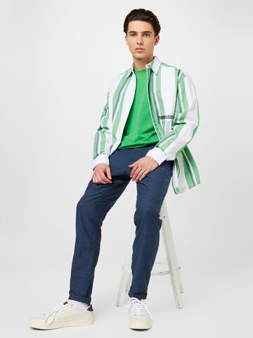 Tommy Jeans Regular fit Button Up Shirt in Green