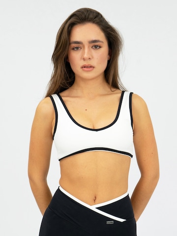 DRILLS Apparel Bustier Sport-BH 'FUSE'‌‌‌‌‌‌‌‌‌ in Weiß: Vorderseite