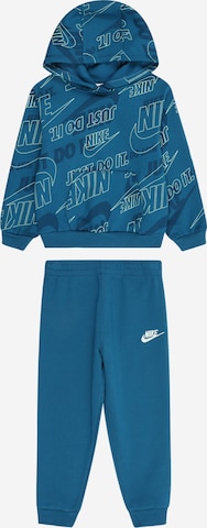 Set Nike Sportswear en vert : devant