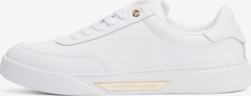 TOMMY HILFIGERNiske tenisice 'ESSENTIAL CHIC' - bijela boja: prednji dio