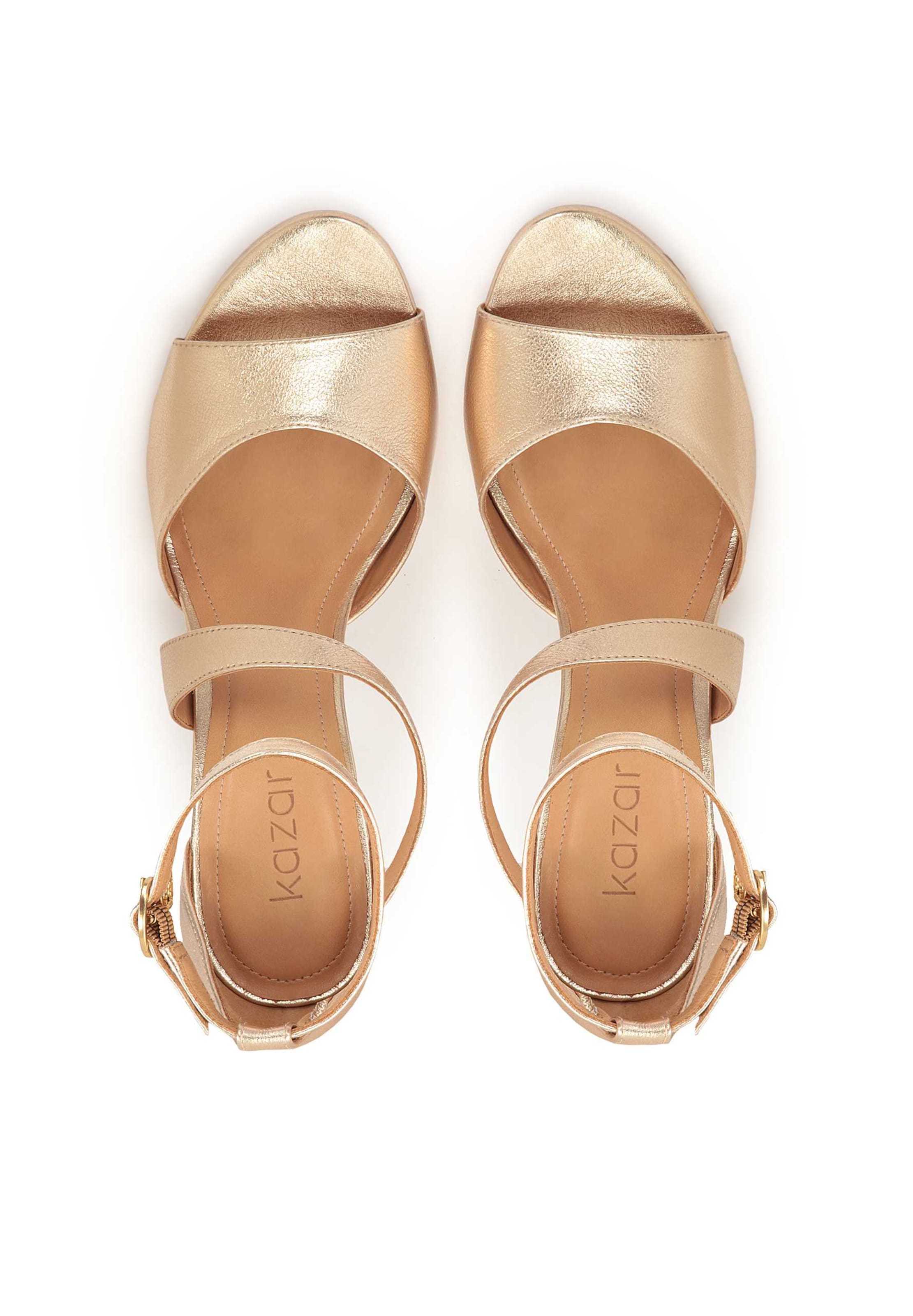 Décolleté di Kazar in oro