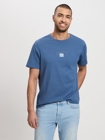 CROSS JEANS T-Shirt in Blau: Vorderseite