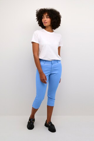 Coupe slim Pantalon 'Lea' Kaffe en bleu