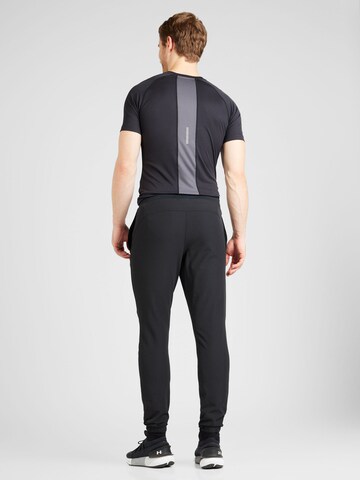 UNDER ARMOURTapered Sportske hlače - crna boja