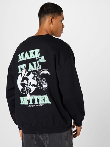 BDG Urban Outfitters Tréning póló 'MAKE IT ALL BETTER' - fekete