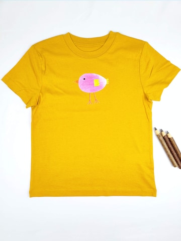 MelaDi Shirt 'Lila Vogel' in Gelb