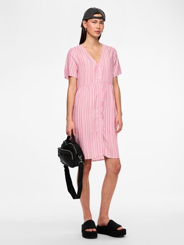 PIECES - Vestido camisero 'ALVINA' en rosa