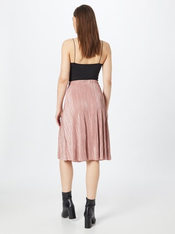 ABOUT YOU Skirt 'Drama' in Pink