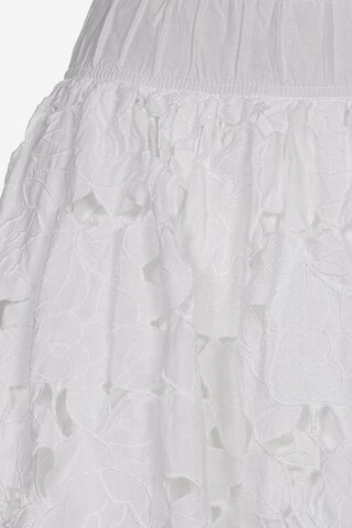 Abercrombie & Fitch Skirt in L in White