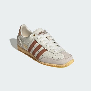 Baskets basses 'Japan' ADIDAS ORIGINALS en blanc