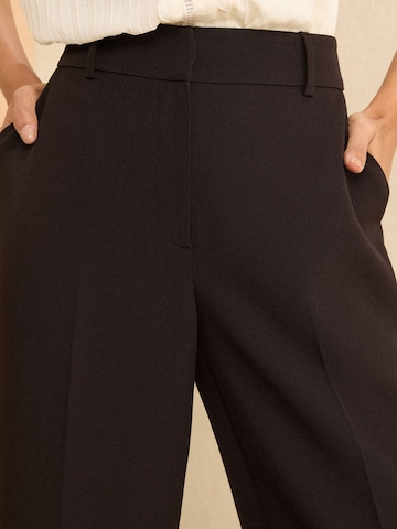 Wide Leg Pantalon à plis love & roses en noir