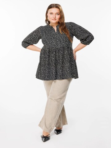 Shape Of You Tunika in Schwarz
