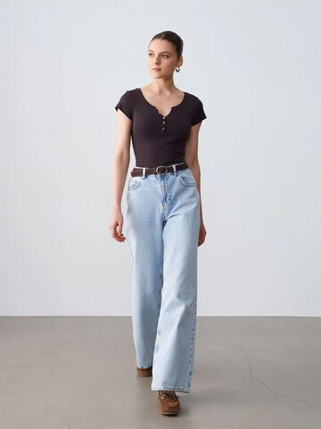 Dilvin T-Shirt in Grau