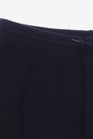 Reebok Shorts 35-36 in Schwarz