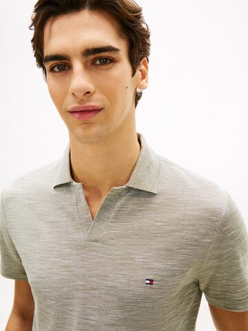 TOMMY HILFIGER Poloshirt in Grau