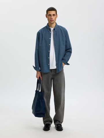 SELECTED - Ajuste regular Camisa 'SLMCole' en azul