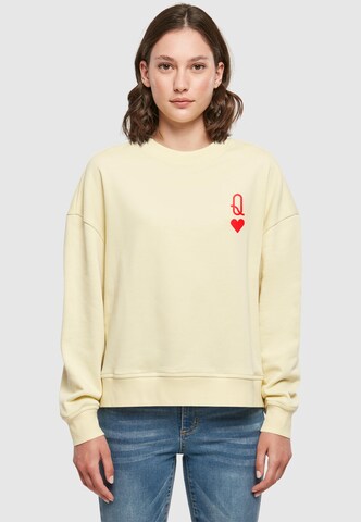Felpa 'Hugs & Love - Queen of Hearts' di Merchcode in giallo: frontale