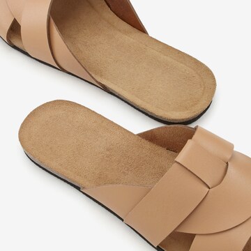 LASCANA Mules in Brown