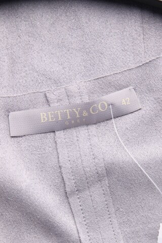 Betty & Co Jacket & Coat in XL in Grey