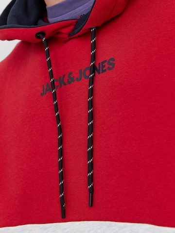 Jack & Jones Plus كنزة رياضية 'Reid' بلون أحمر