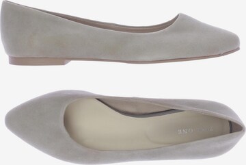 Pier One Flats & Loafers in 40 in Grey: front
