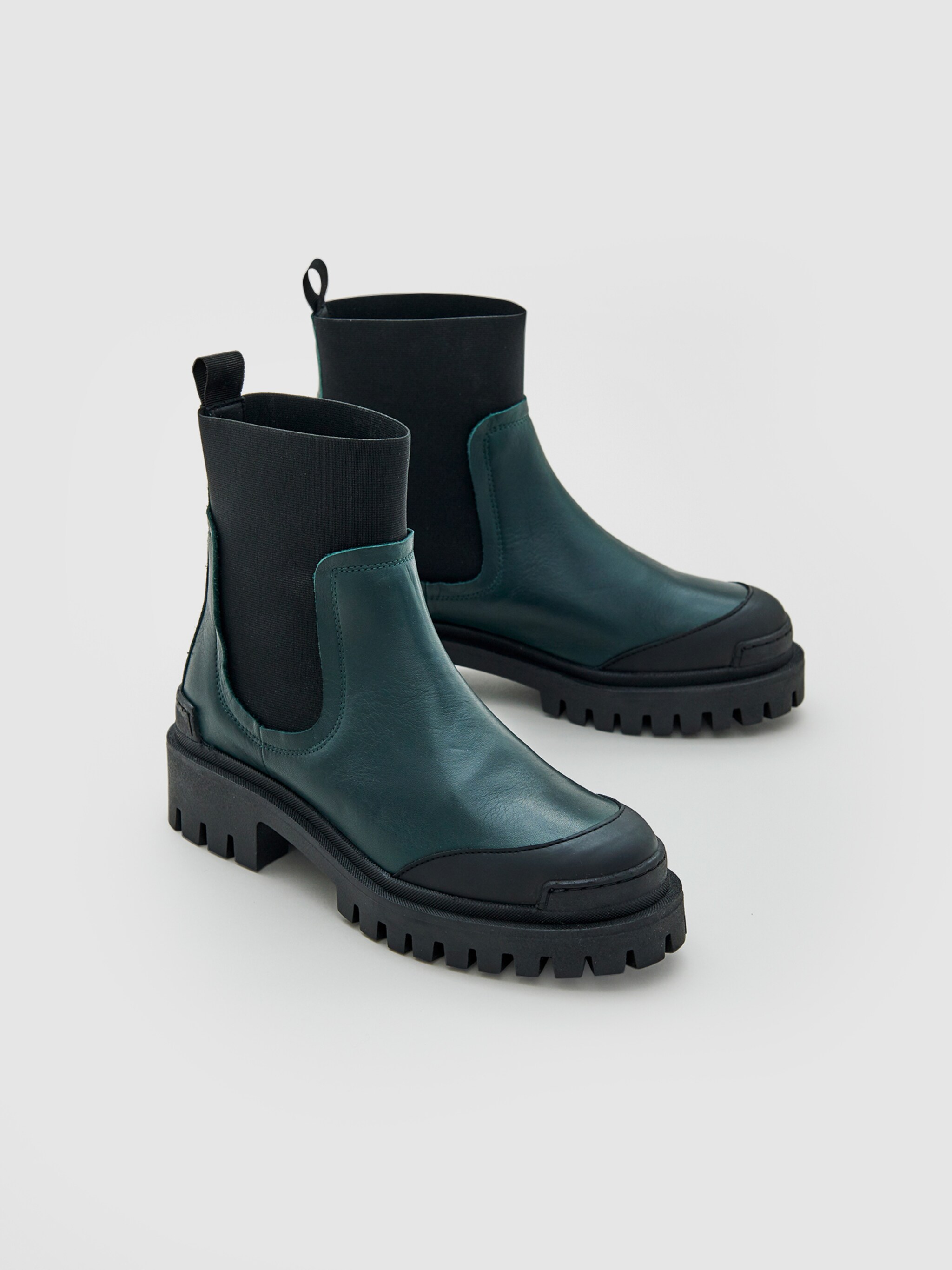 EDITED Producten Chelsea boots 'Tyshawn' Groen