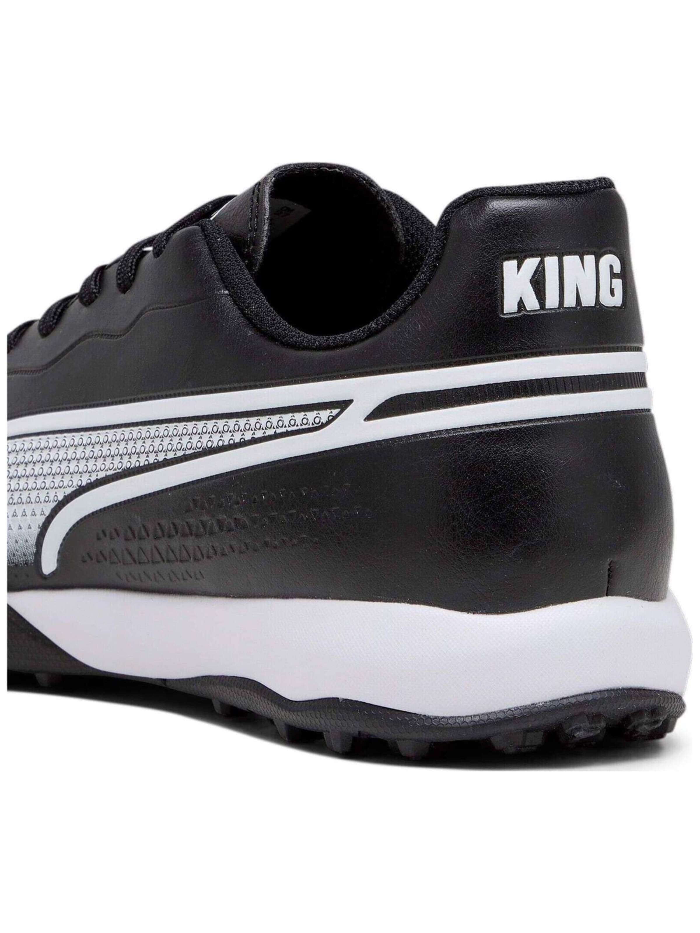 PUMA Soccer shoe 'King Match Tt' in Black