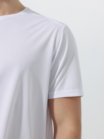 YOUTHUP Funktionsshirt 'Feuchtleit'‌‌‌‌‌‌ in Weiß
