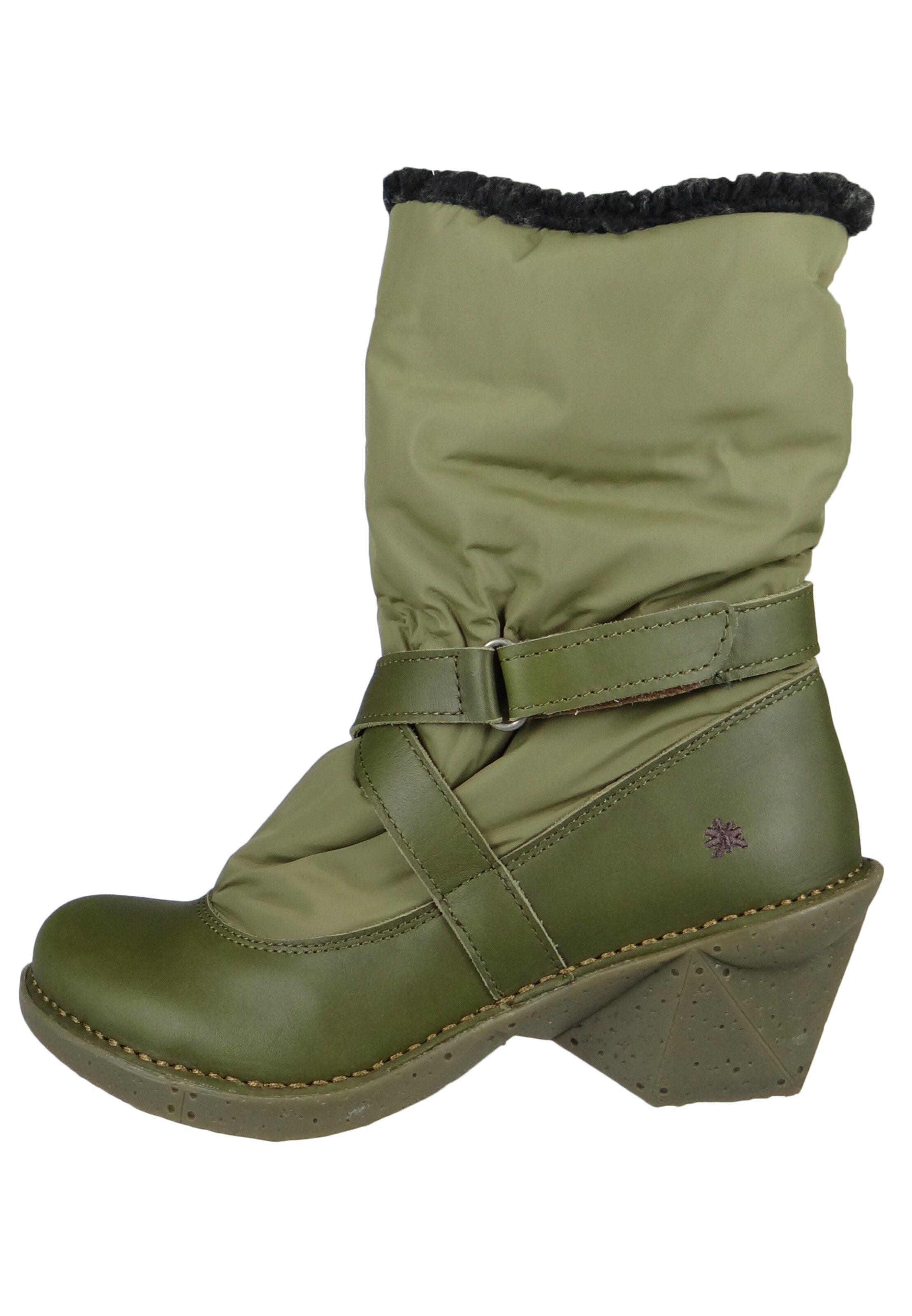 ART Bootie 'Oteiza' in Green: front