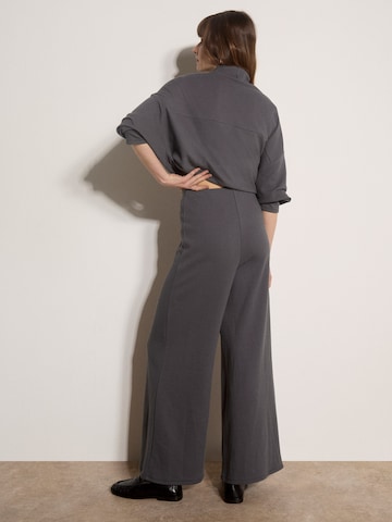 Wide Leg Pantalon ' ' Apricot en gris