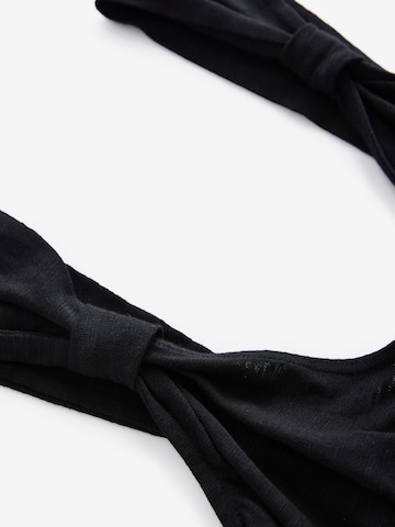 Next Jumpsuit in Zwart