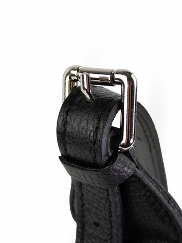 Borsa a spalla 'MONA' di lePelou in nero